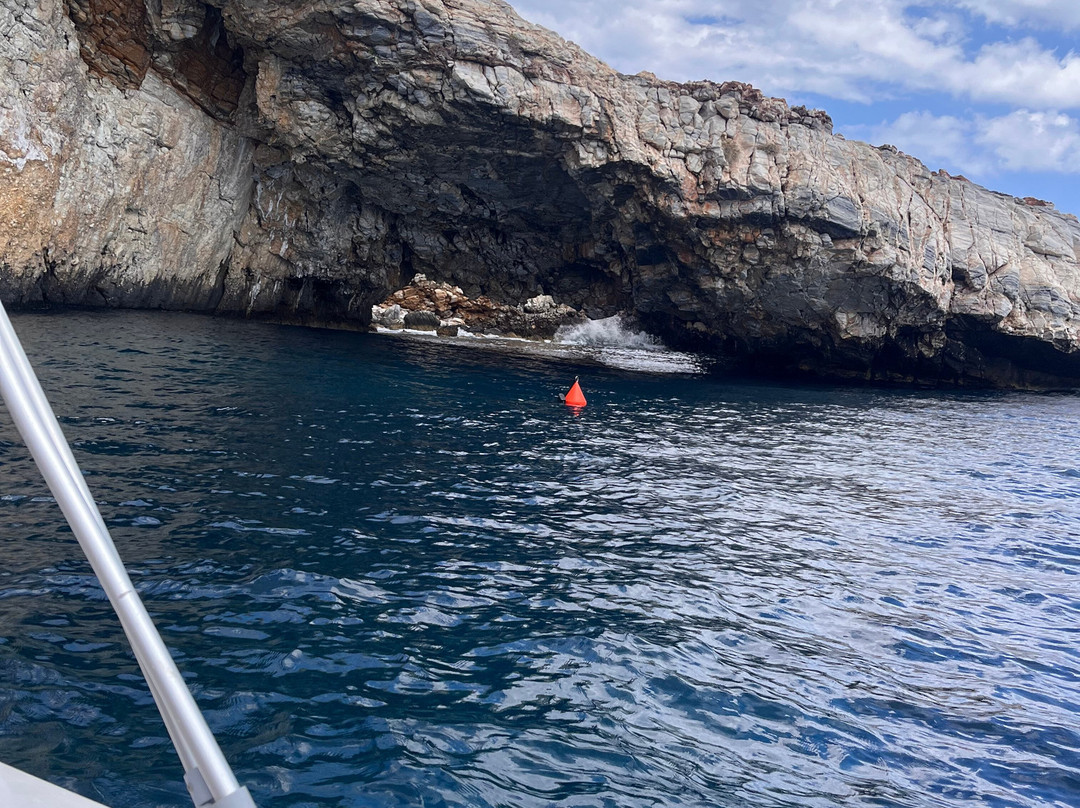 Tsantanis Boat Rentals Group-Aliki必去景点