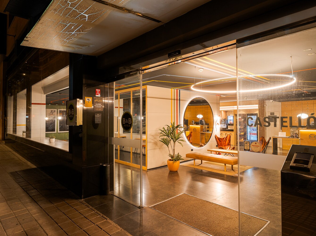 卡斯特利翁住宿加早餐酒店主图