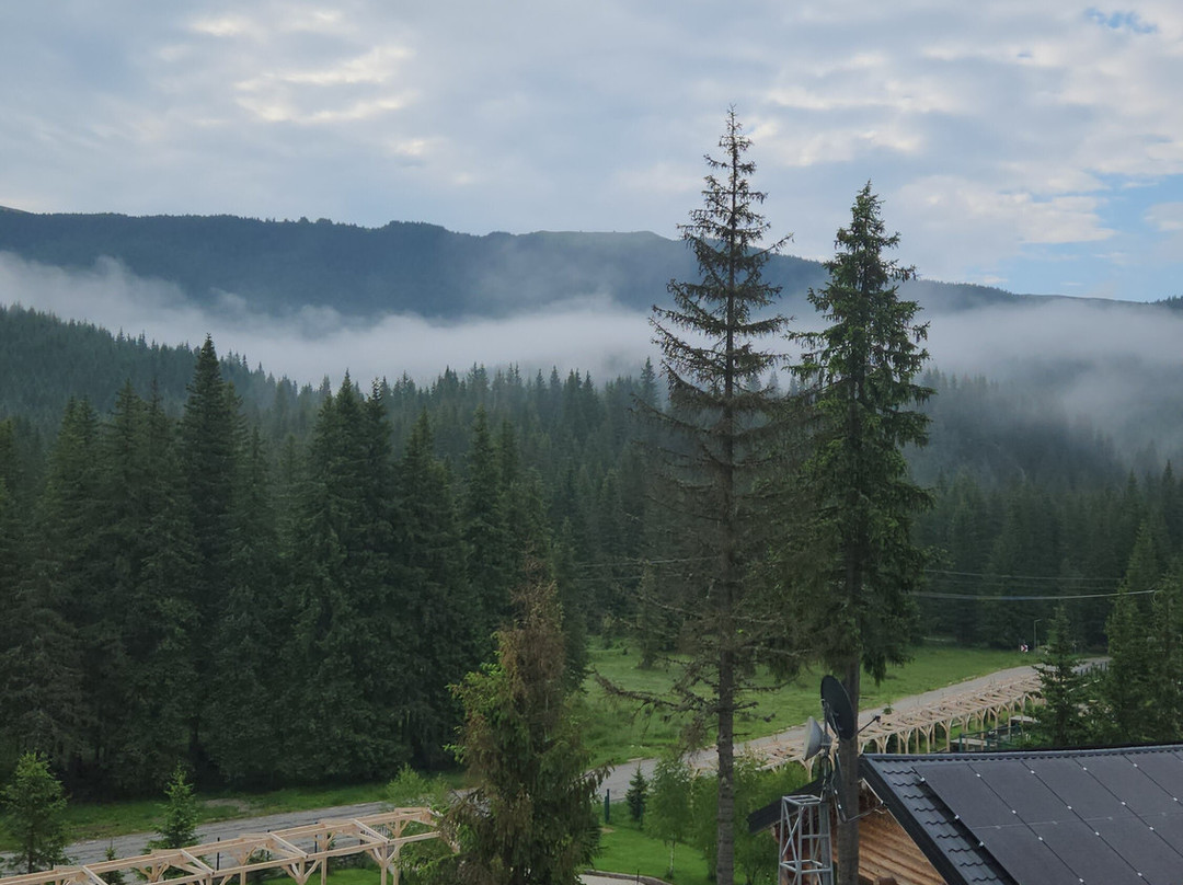 Belmont Hotel & Spa 30 km from Sinaia