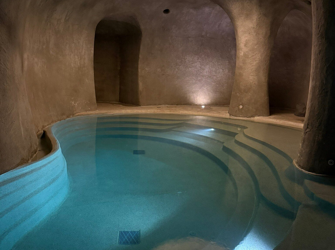 康缇希纳 SPA 套房酒店主图