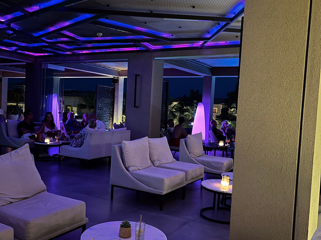 Atlantica Imperial Residences主图