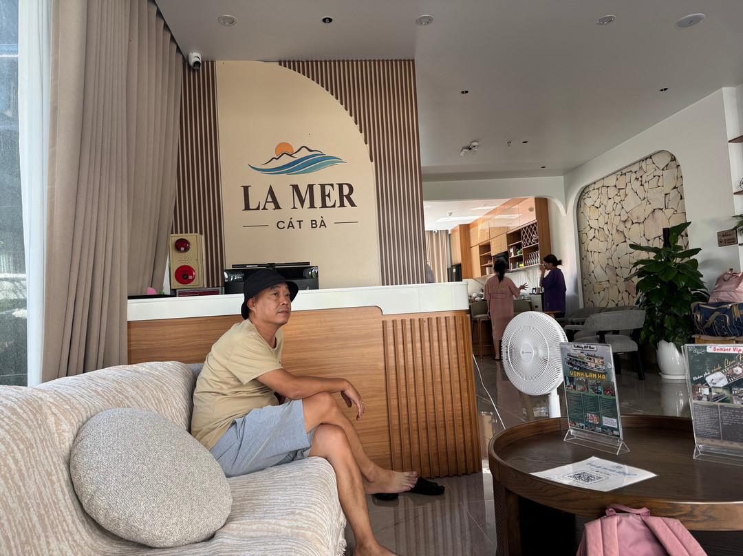La Mer Cat Ba Boutique Hotel