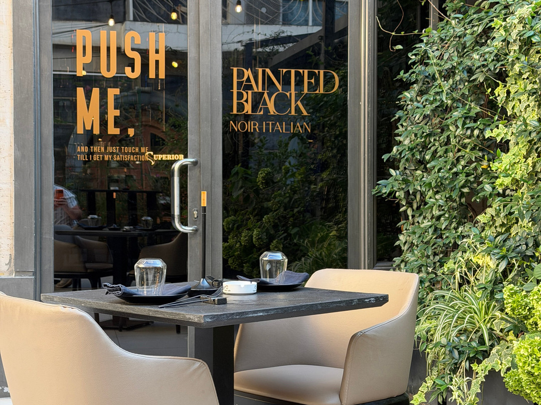 Painted Black | Noir Italian Restaurant