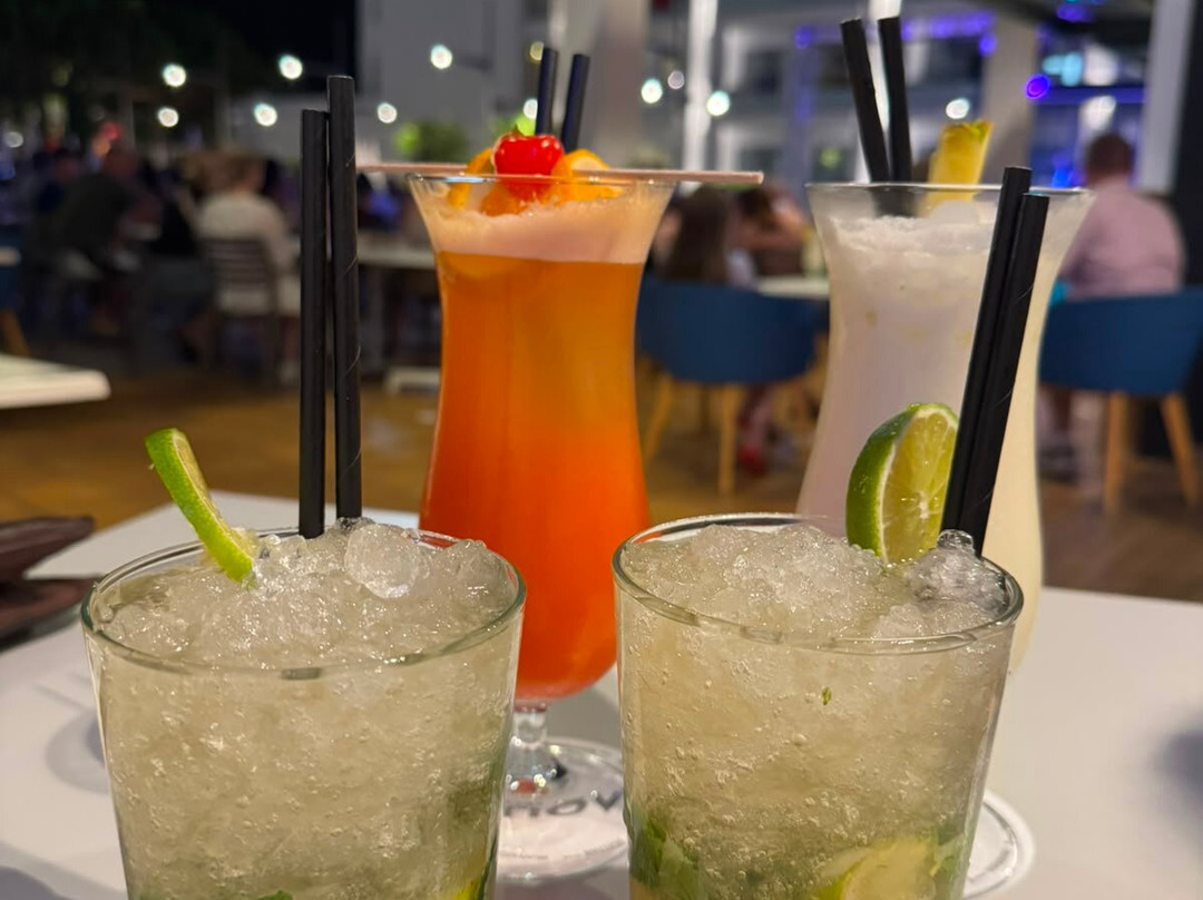 海蓝宝石水疗酒店主图