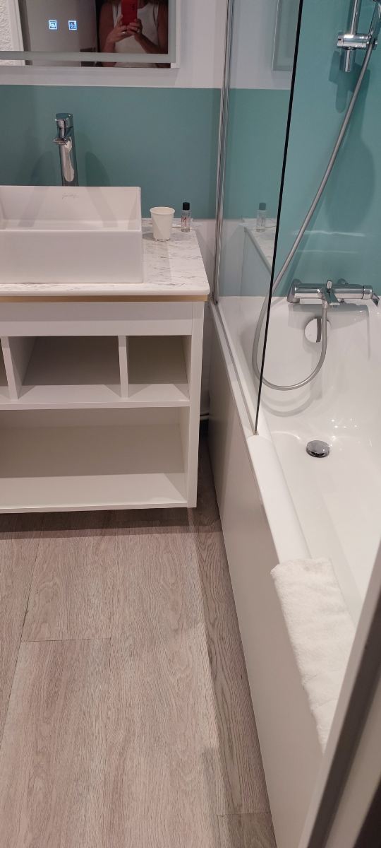 翁弗勒尔乐姆酒店及 Spa-浴室