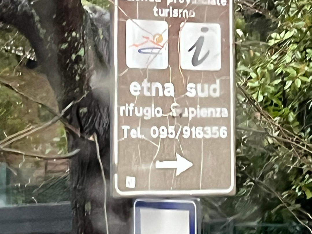 埃特纳火山-卡塔尼亚必去景点