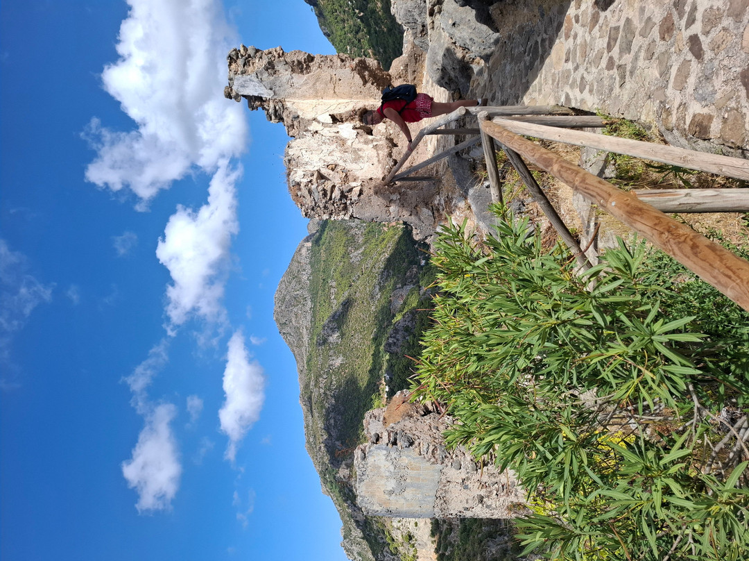 Casares Castle-卡萨雷斯必去景点