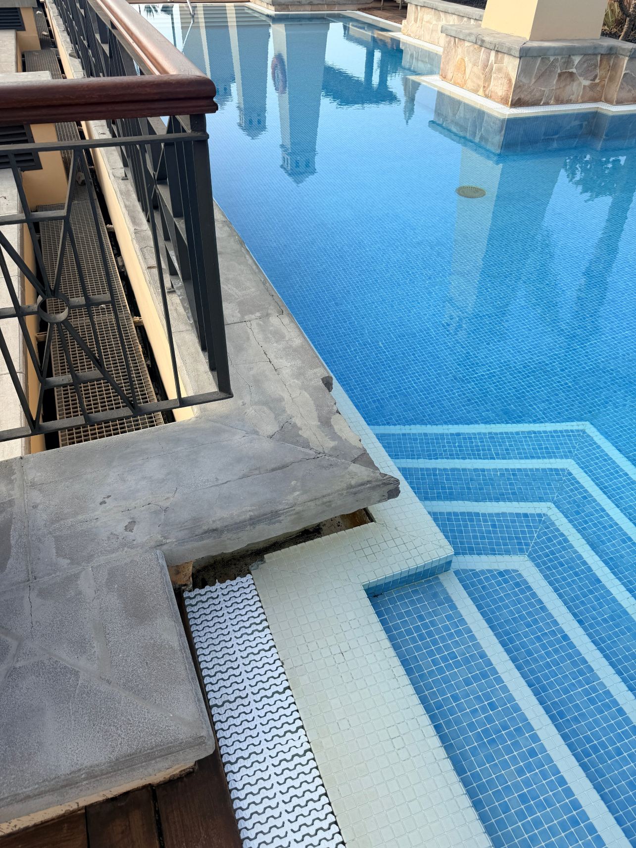 GF格兰科斯塔阿德耶酒店-旅行者