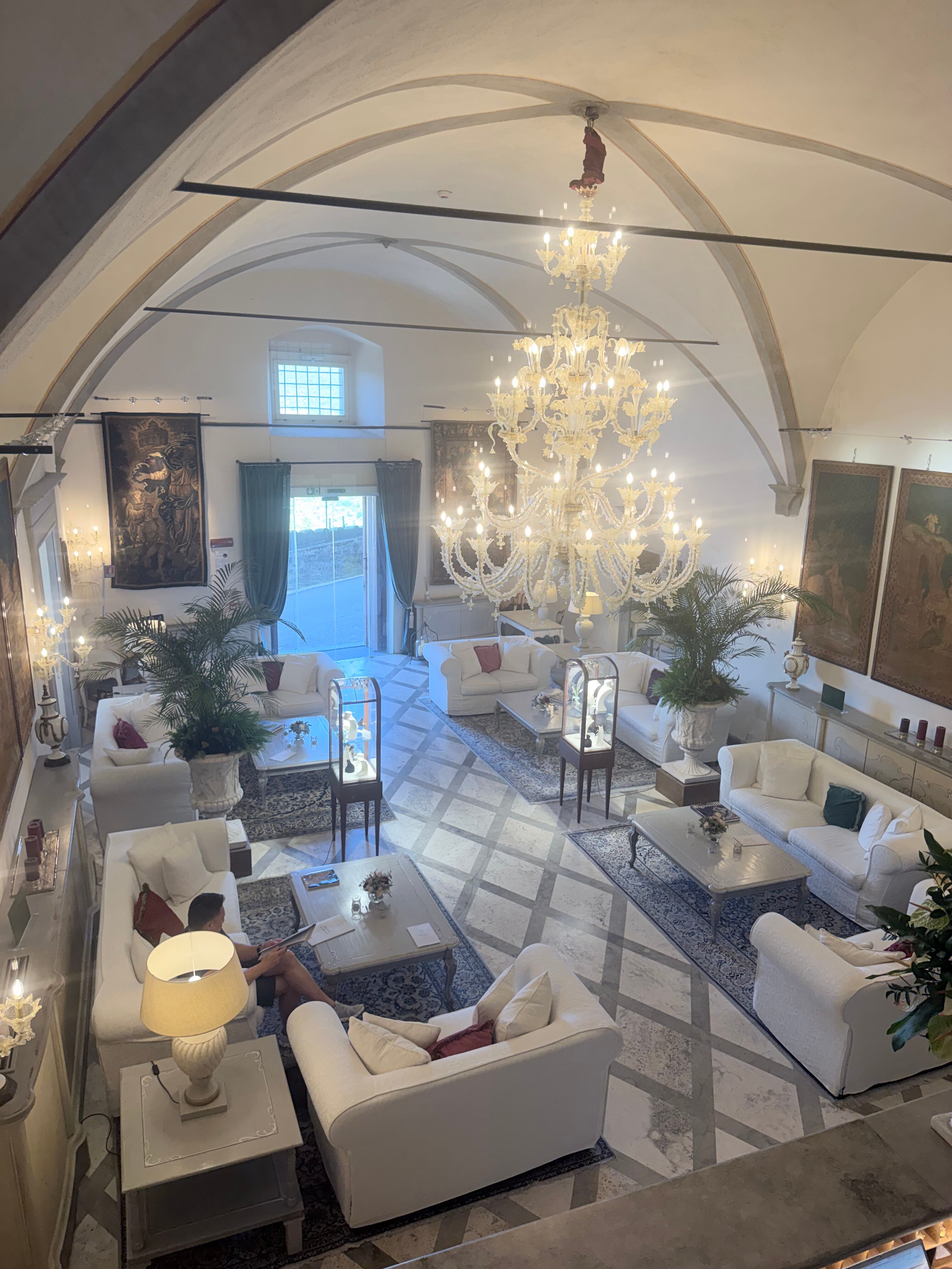 莫纳斯泰罗迪科多纳Spa 酒店-旅行者