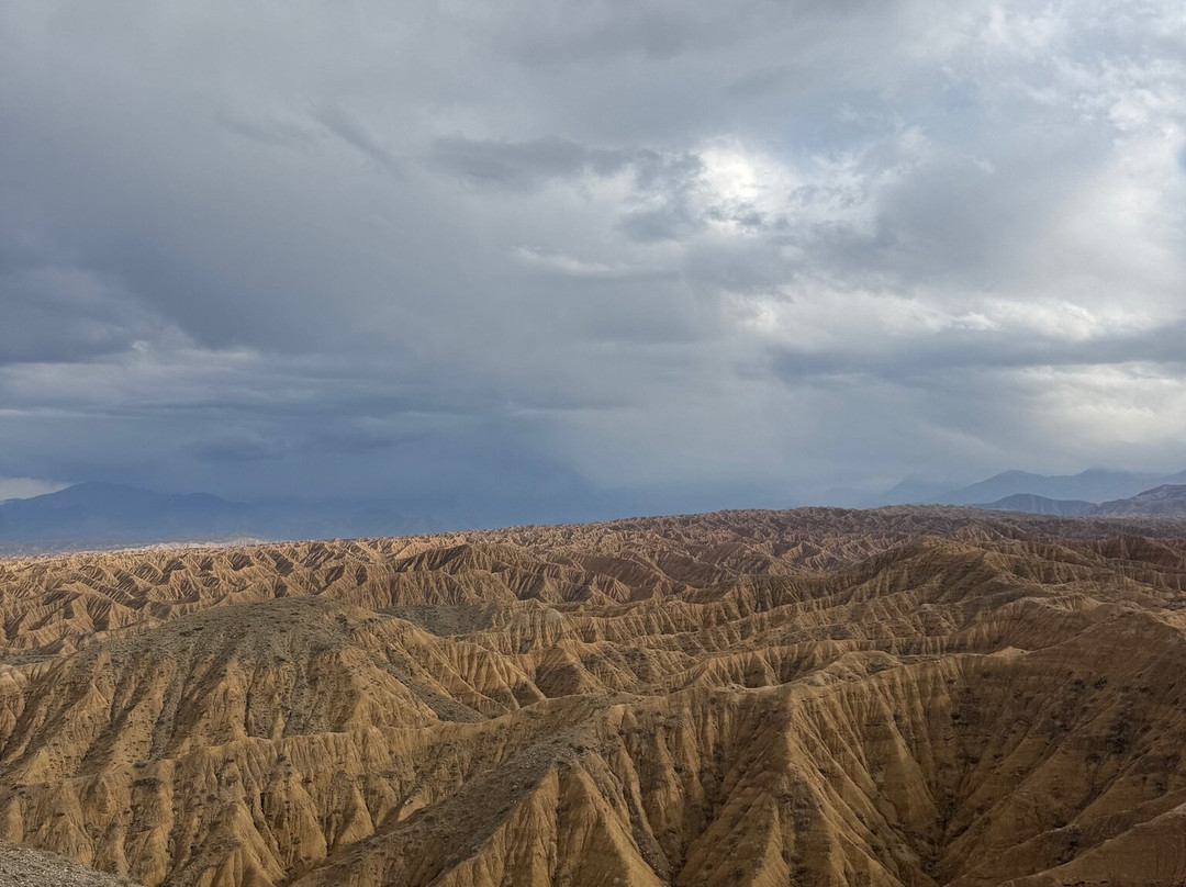 Kyrgyz Holidays-比斯凯克必去景点