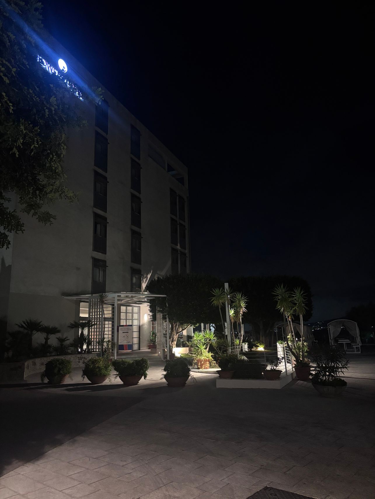 斯塔比亚索伦托海岸大厦酒店-旅行者