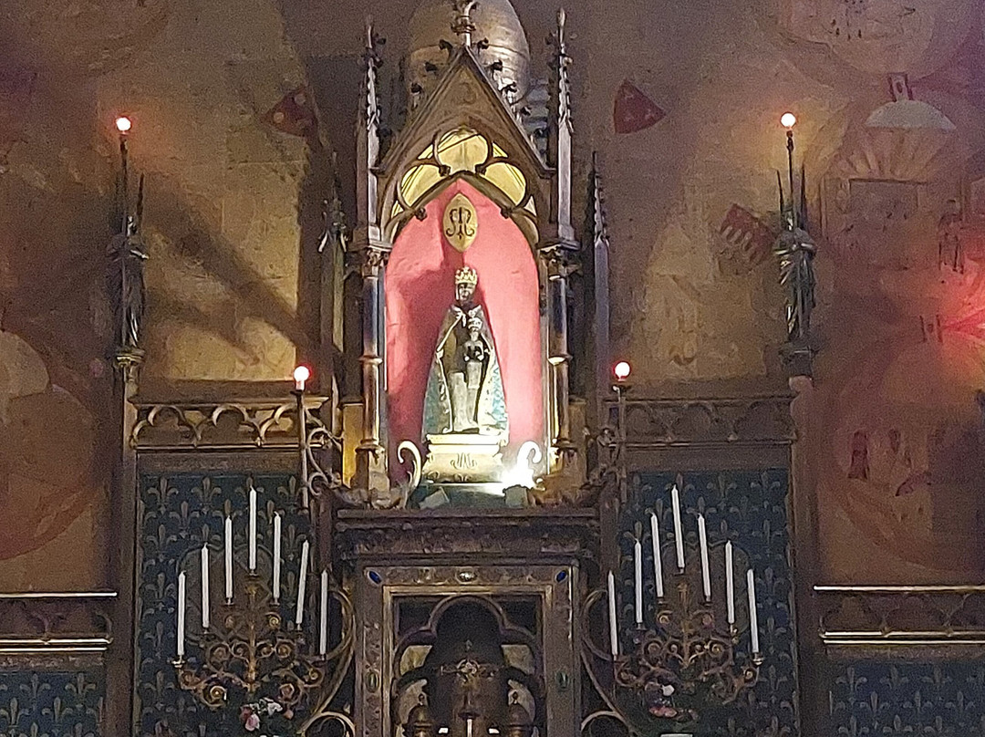 Basilique St-Sauveur-罗卡马杜尔必去景点