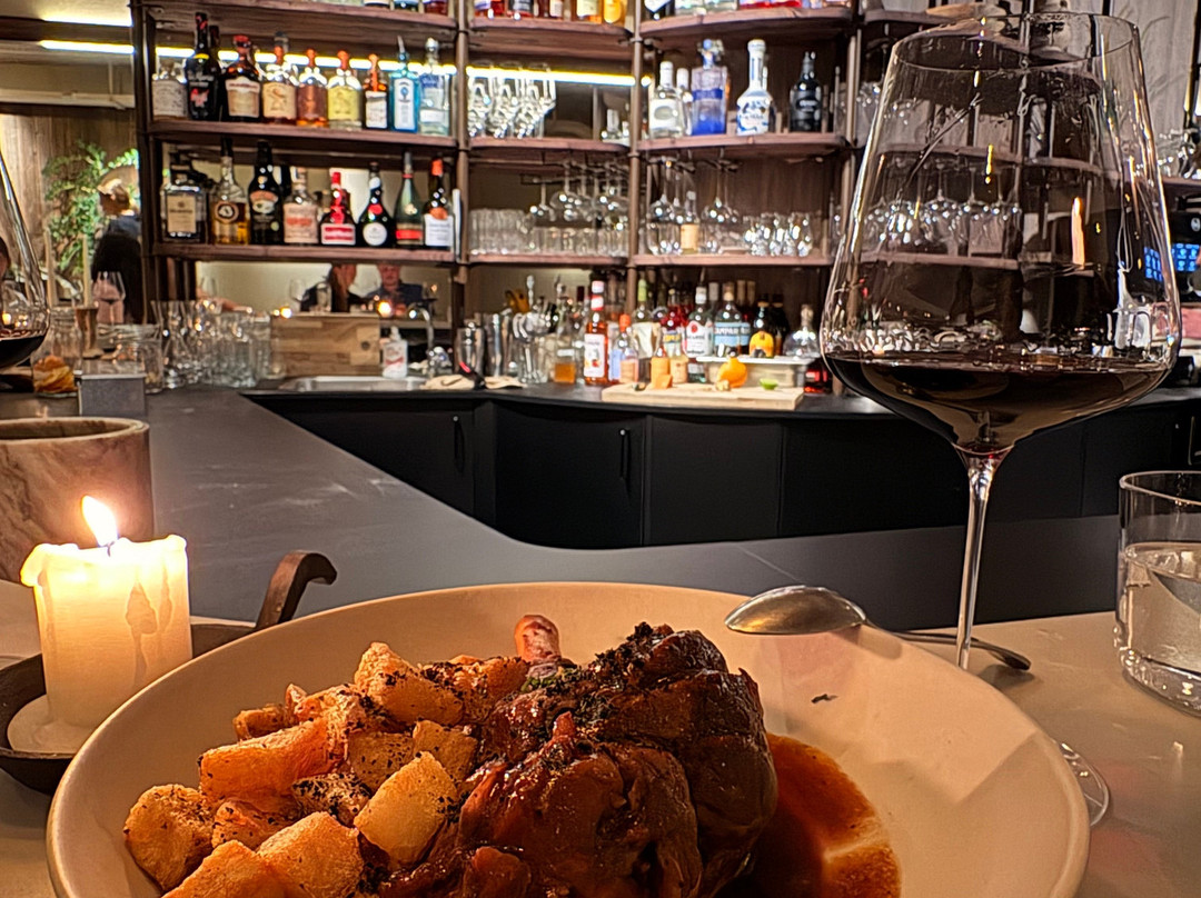 ORA | Taverna & Bar