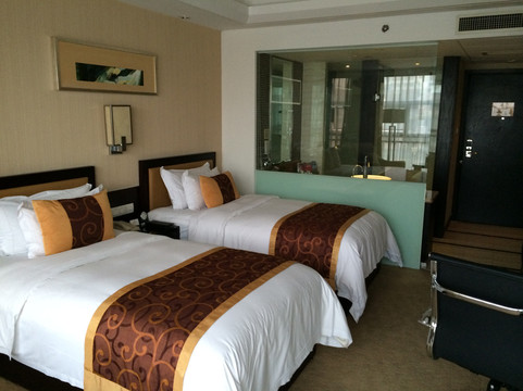 杭州万华国际酒店(新天地广场东新园地铁站店)主图