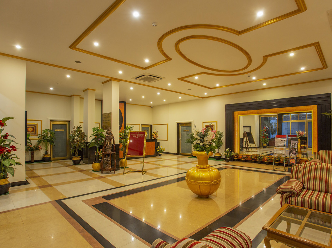 Hotel The Grand Regency