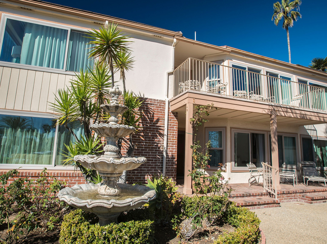 拉古纳肖尔斯酒店