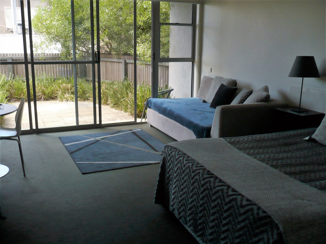 洛恩酒店住宿-洛恩湾景舒适酒店