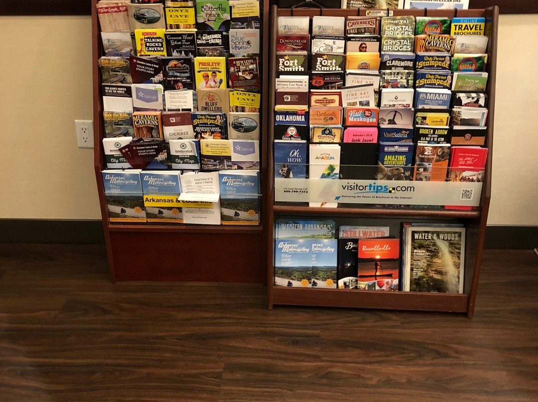 Comfort Inn & Suites Russellville I-40主图