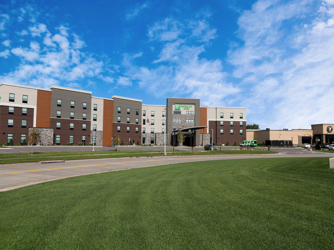 Holiday Inn & Suites Sioux Falls - Airport By IHG主图