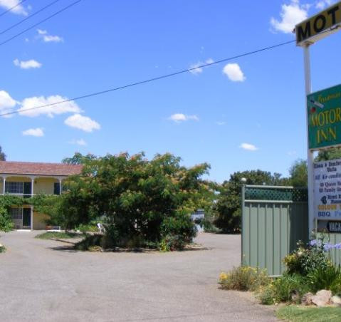 Bradman Motor Inn
