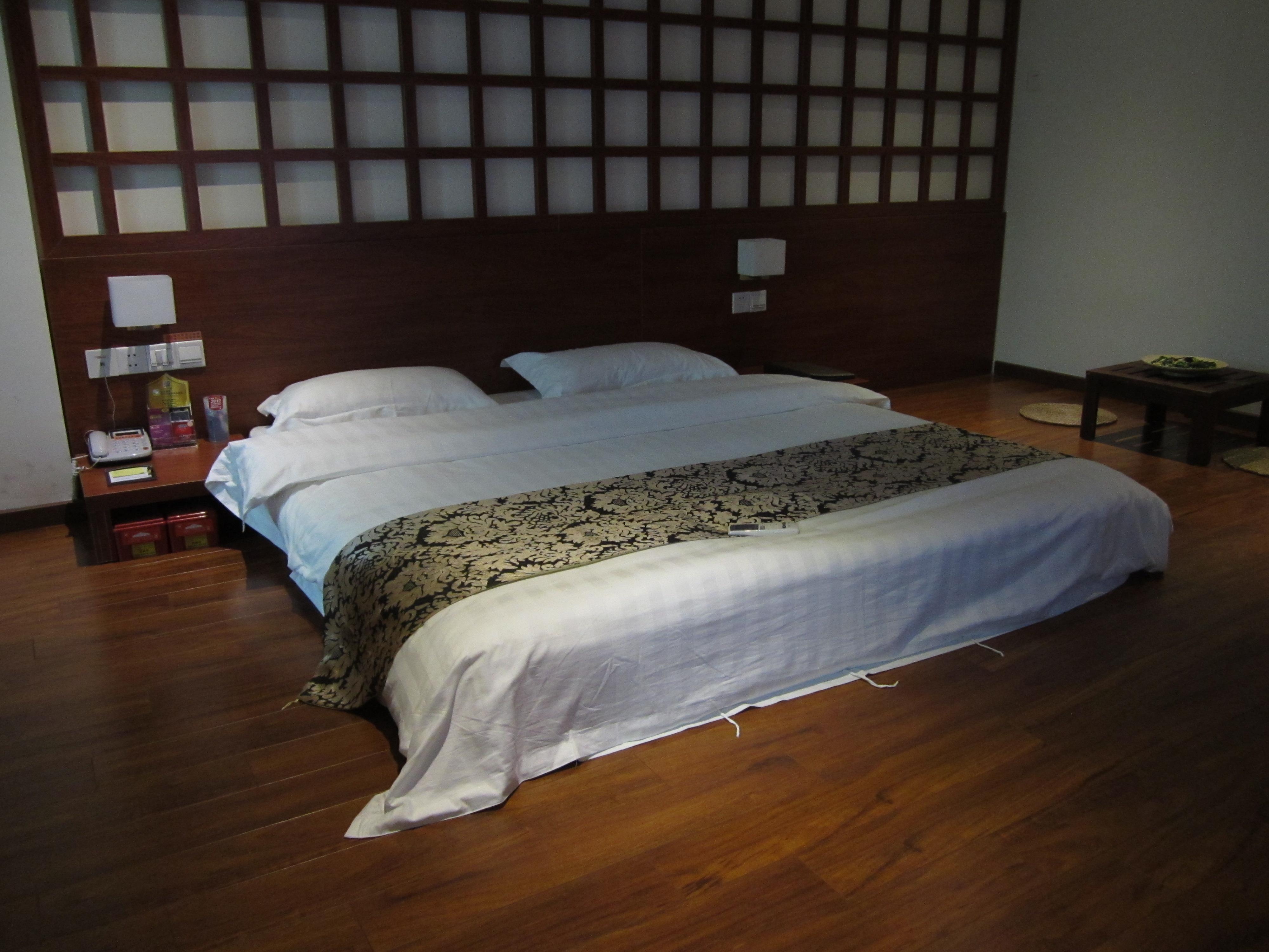 安庆壹号码头宾馆-客卧