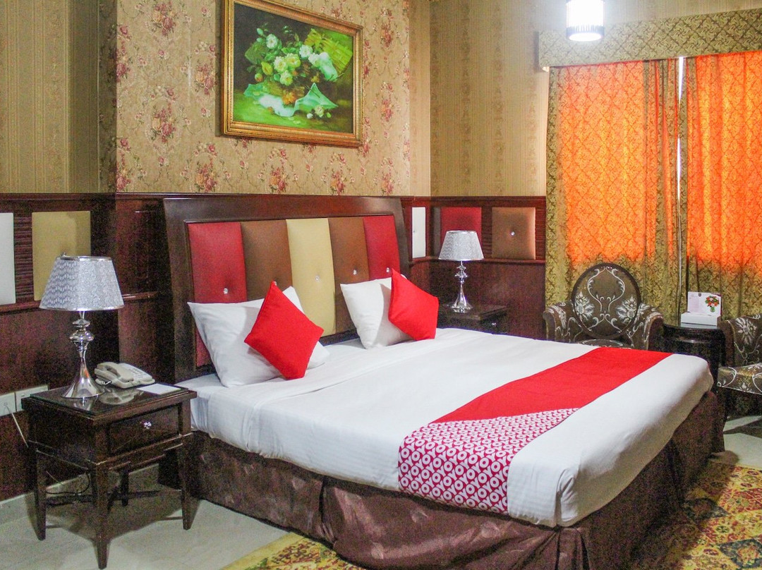 Clifton International Hotel