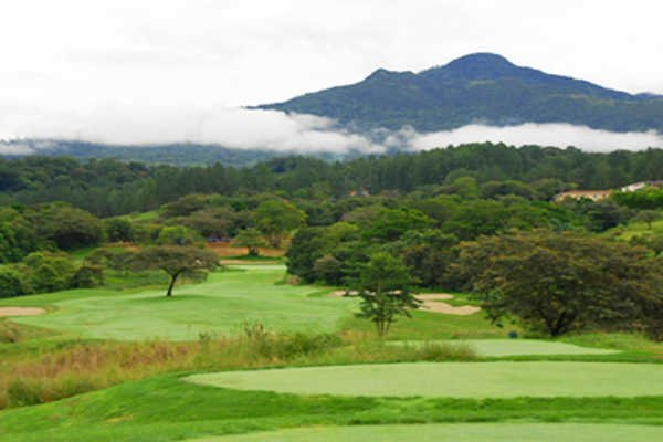 Lucero Golf and Country Club景点图片
