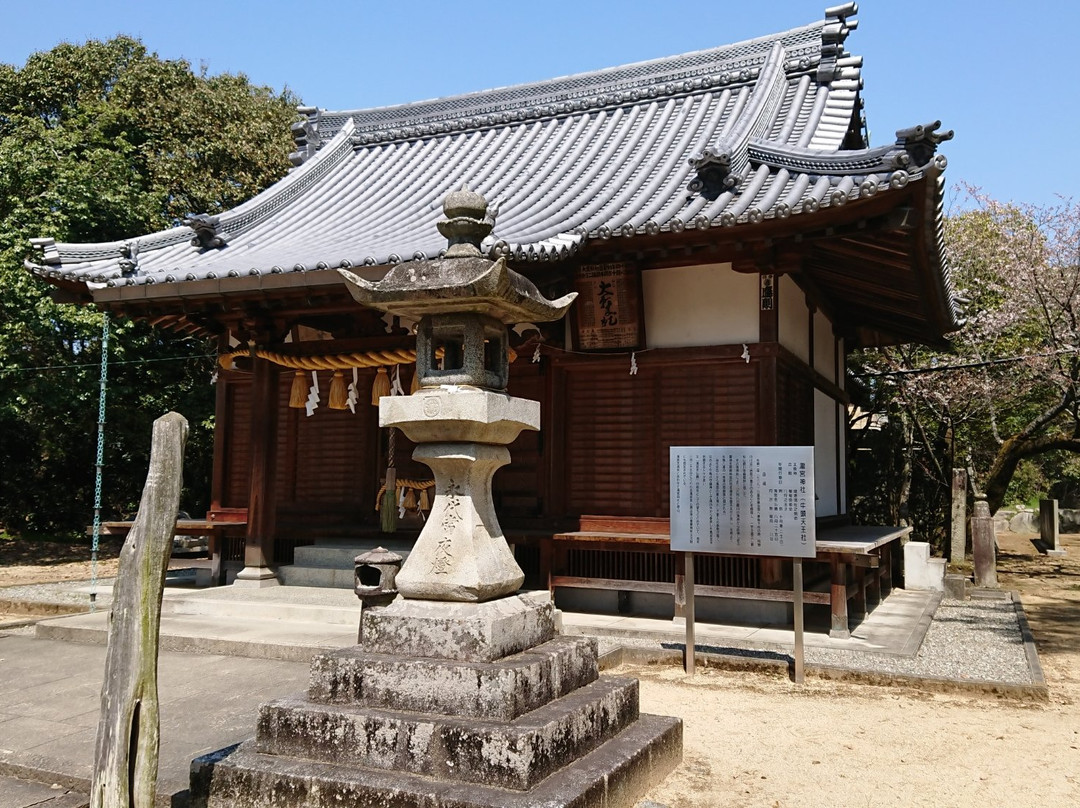 Takinomiya Shrine景点图片