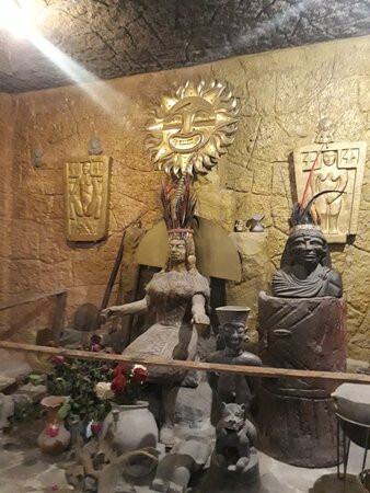 Sol Pintor Ortega Maila寺庙博物馆景点图片