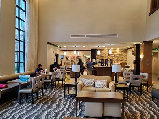 Staybridge Suites Gainesville I-75 by IHG主图