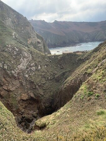 Devil's Hole-St. Mary必去景点
