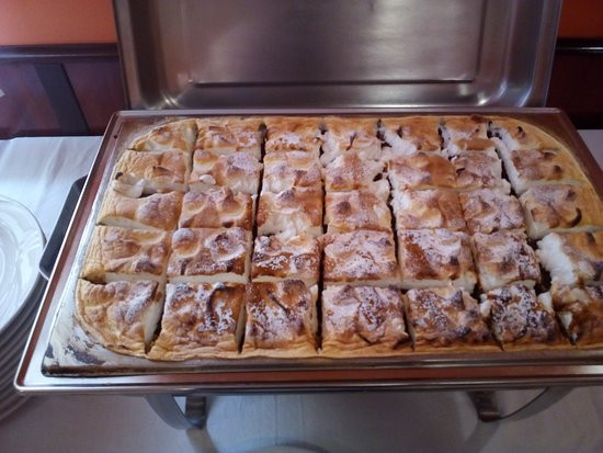 家庭俱乐部酒店主图