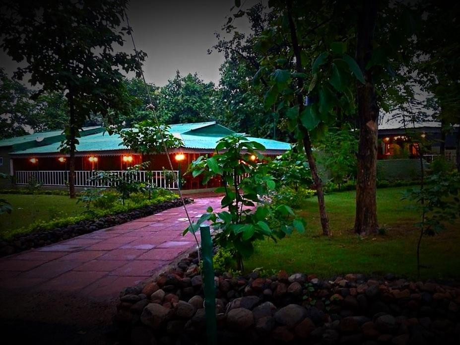 Ratapani Jungle Lodge