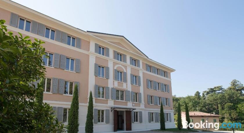 Al Santuario Di Fiorano Charming Hostel