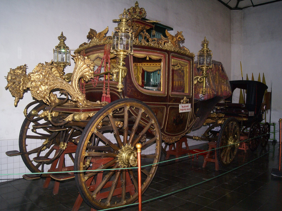 Panembahan旅游景点-Museum Kereta Keraton