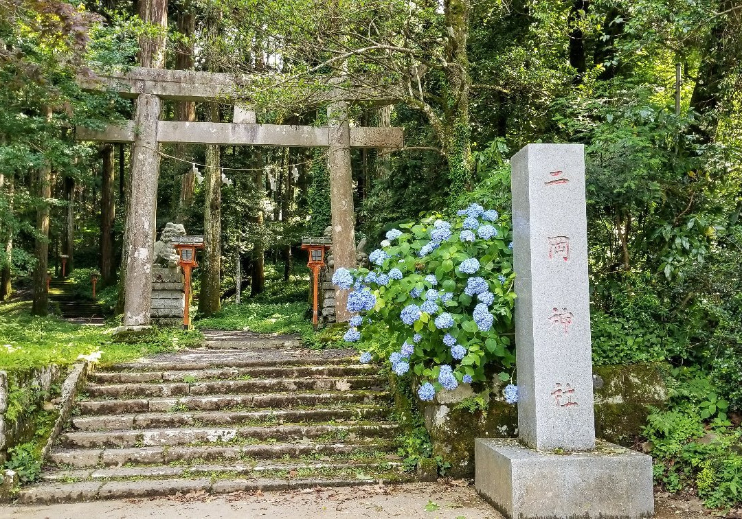 Ninooka Shrine景点图片