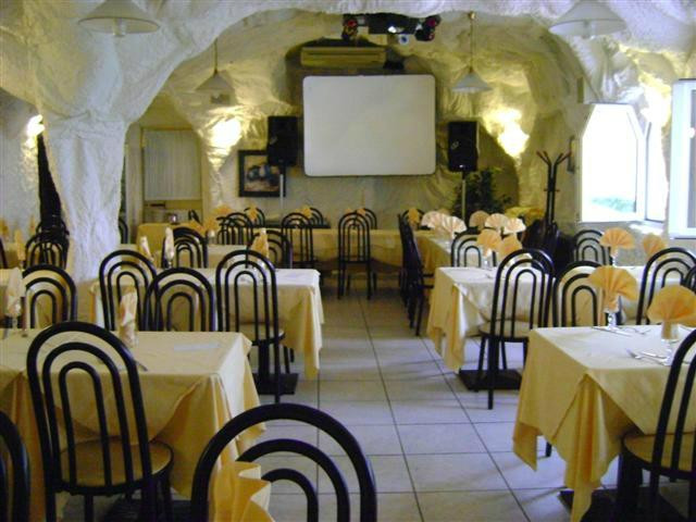 Santa Cristina e Bissone餐馆和美食-Alle Grotte