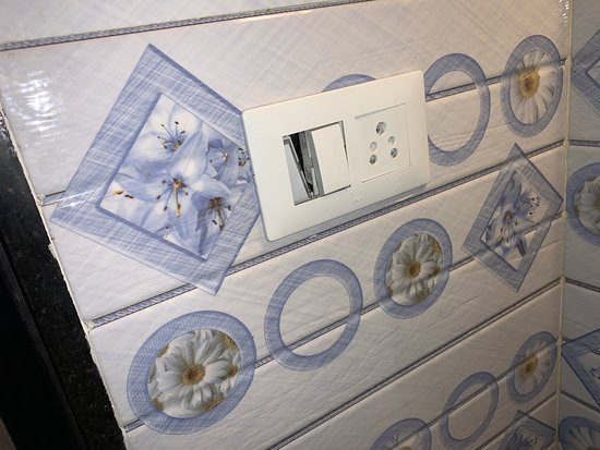 Hotel White Tulip主图