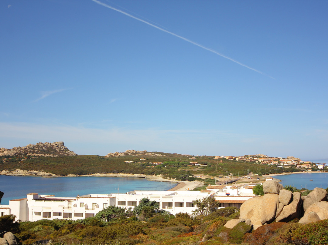Spiaggia Rena di Levante-圣特雷莎加卢拉必去景点