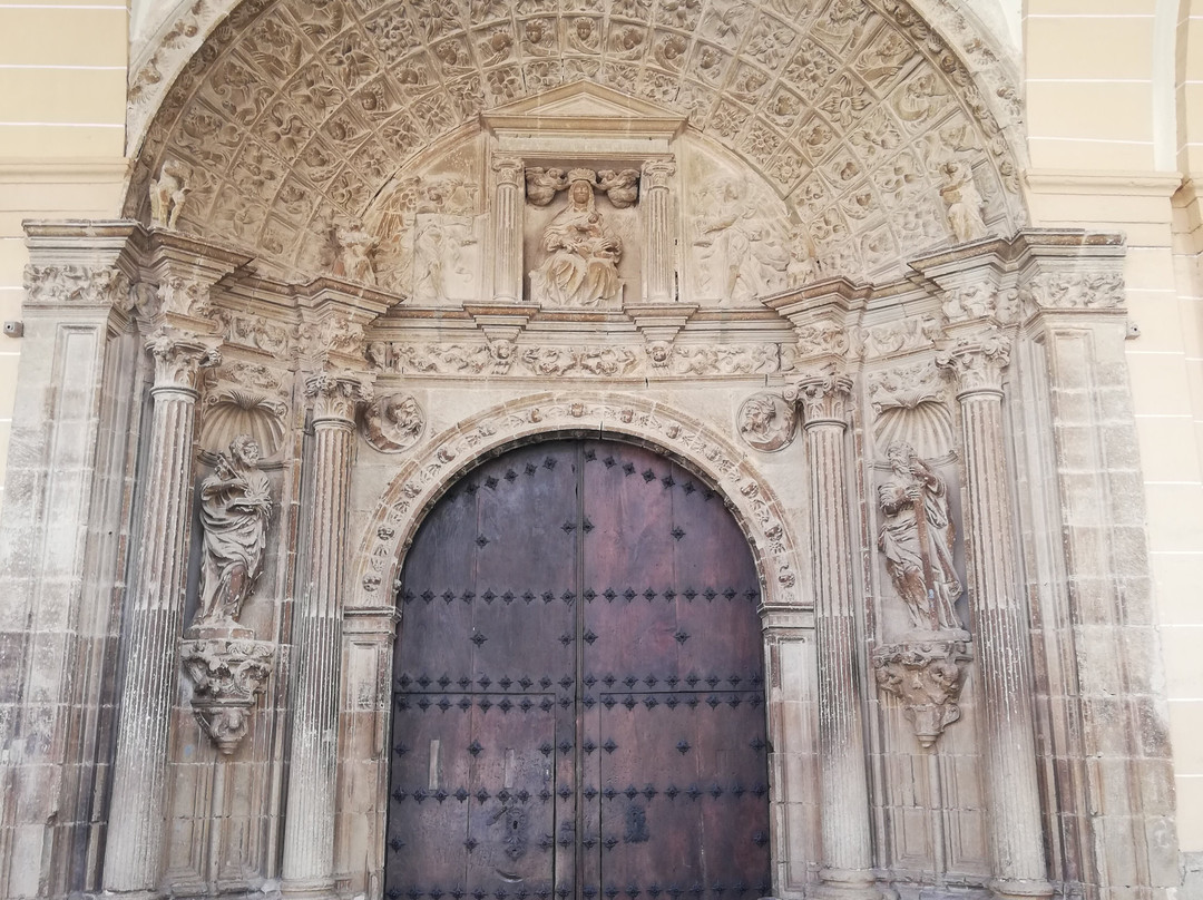 Parroquia de Santa María de Los Arcos景点图片