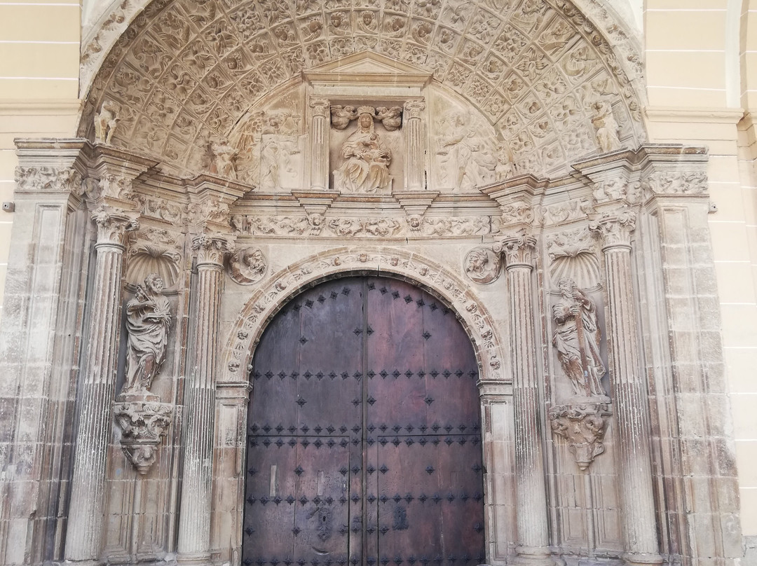 Parroquia de Santa María de Los Arcos-洛萨尔科斯必去景点