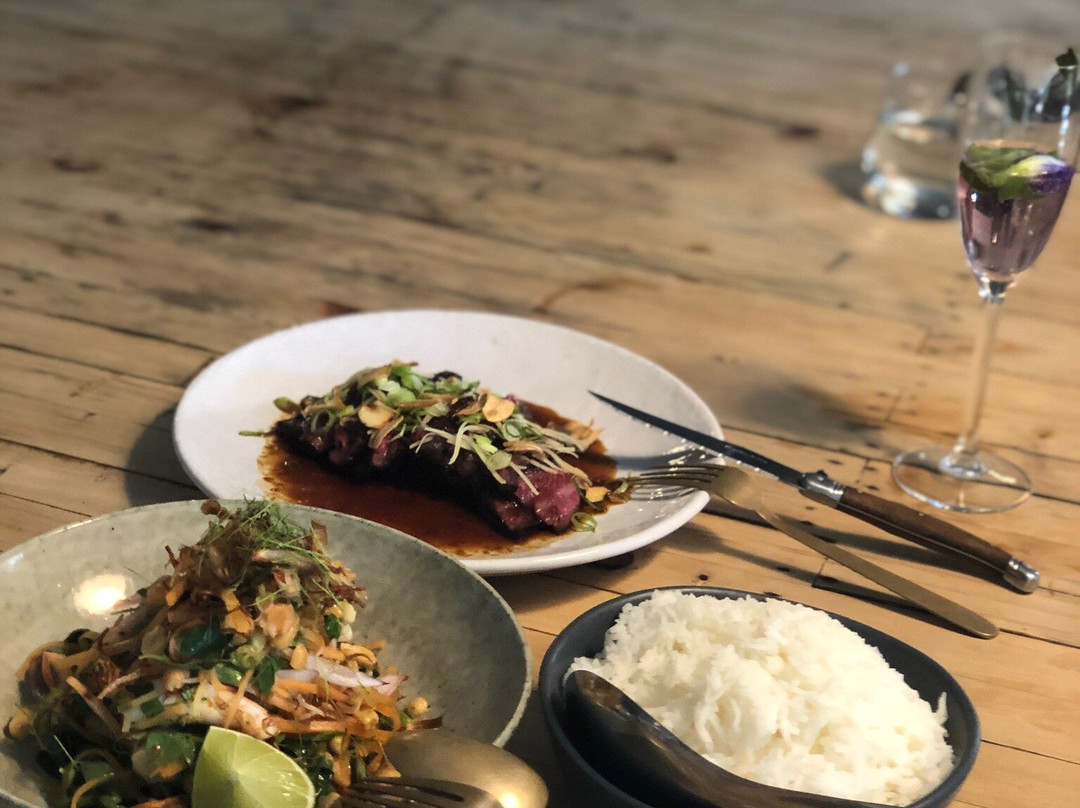 Oaks Kitchen & Garden-Oak Beach必去景点