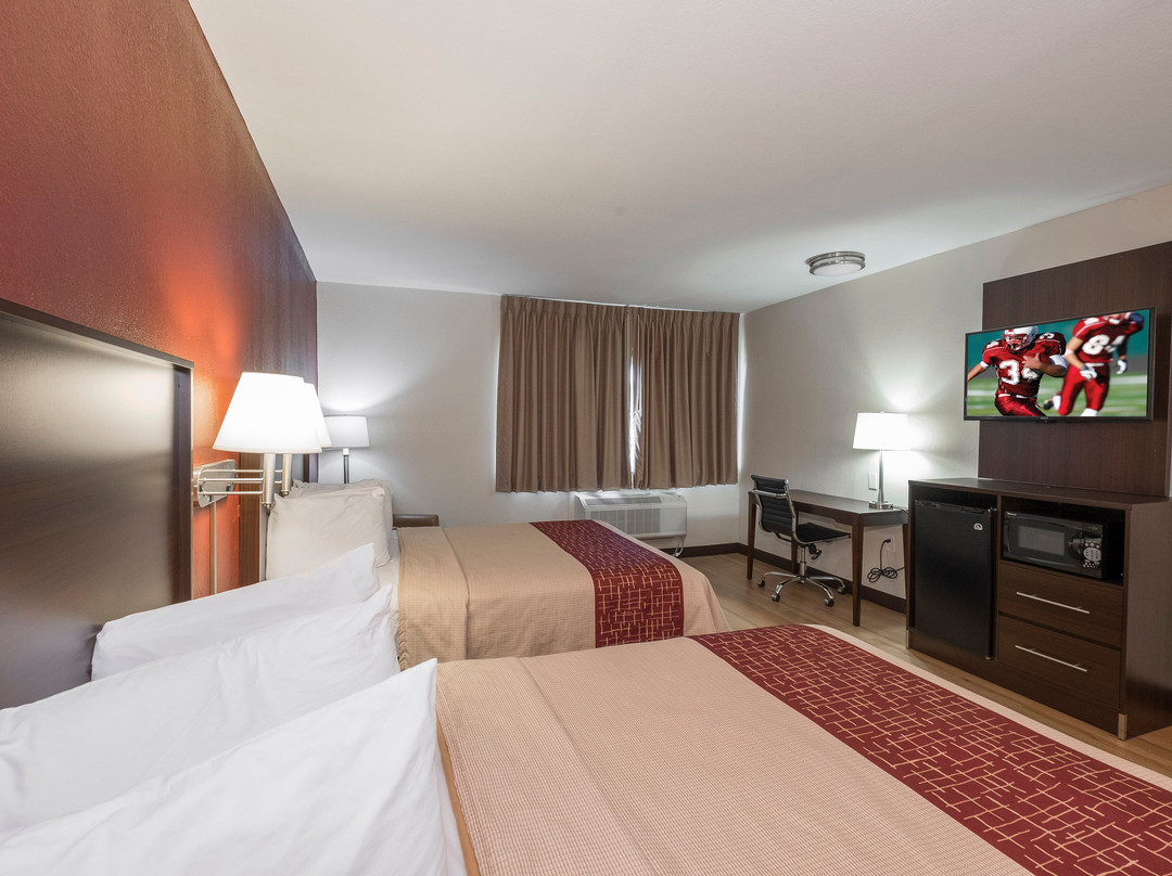 Red Roof PLUS Poughkeepsie主图