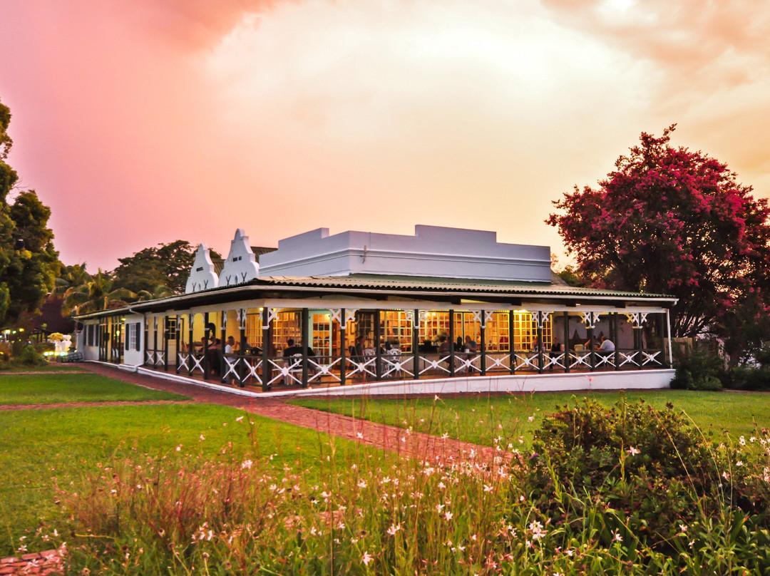 暴风河餐馆和美食-De Oude Martha