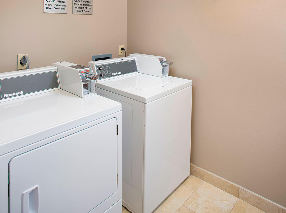 Courtyard by Marriott Richmond Airport主图