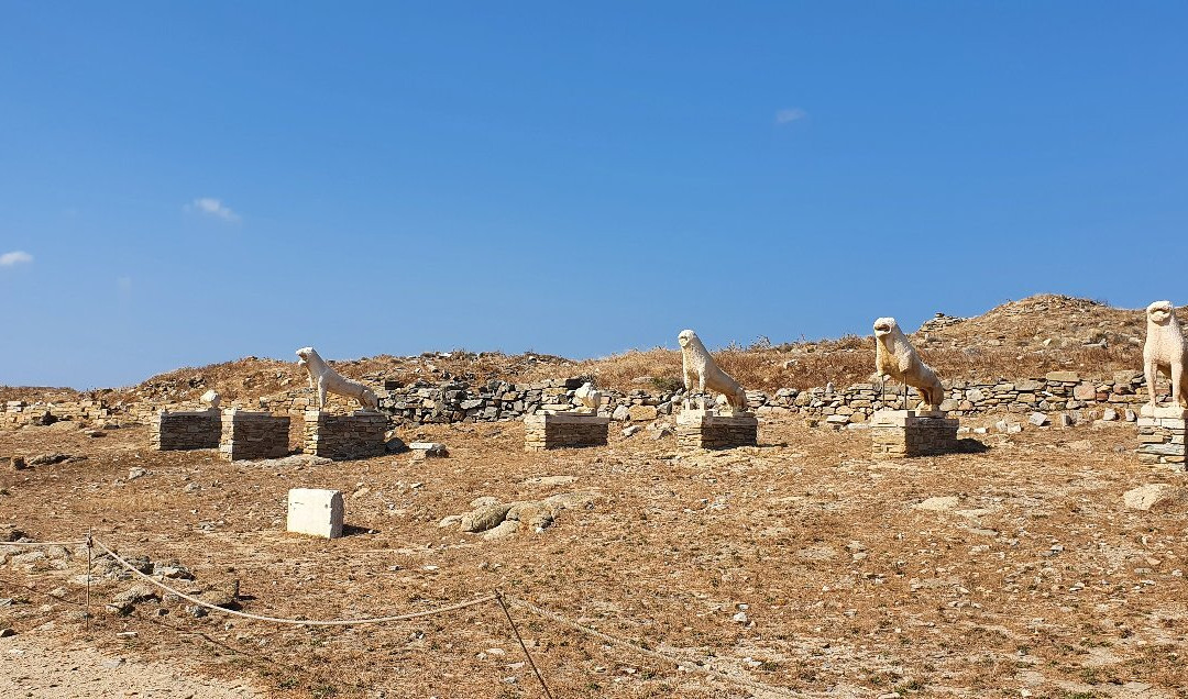 Avenue of the Lions-提洛岛必去景点