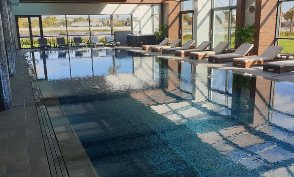 Merit Grand Mosta Hotel & Casino主图