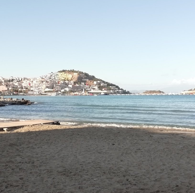 Downtown Beach-库萨达斯必去景点