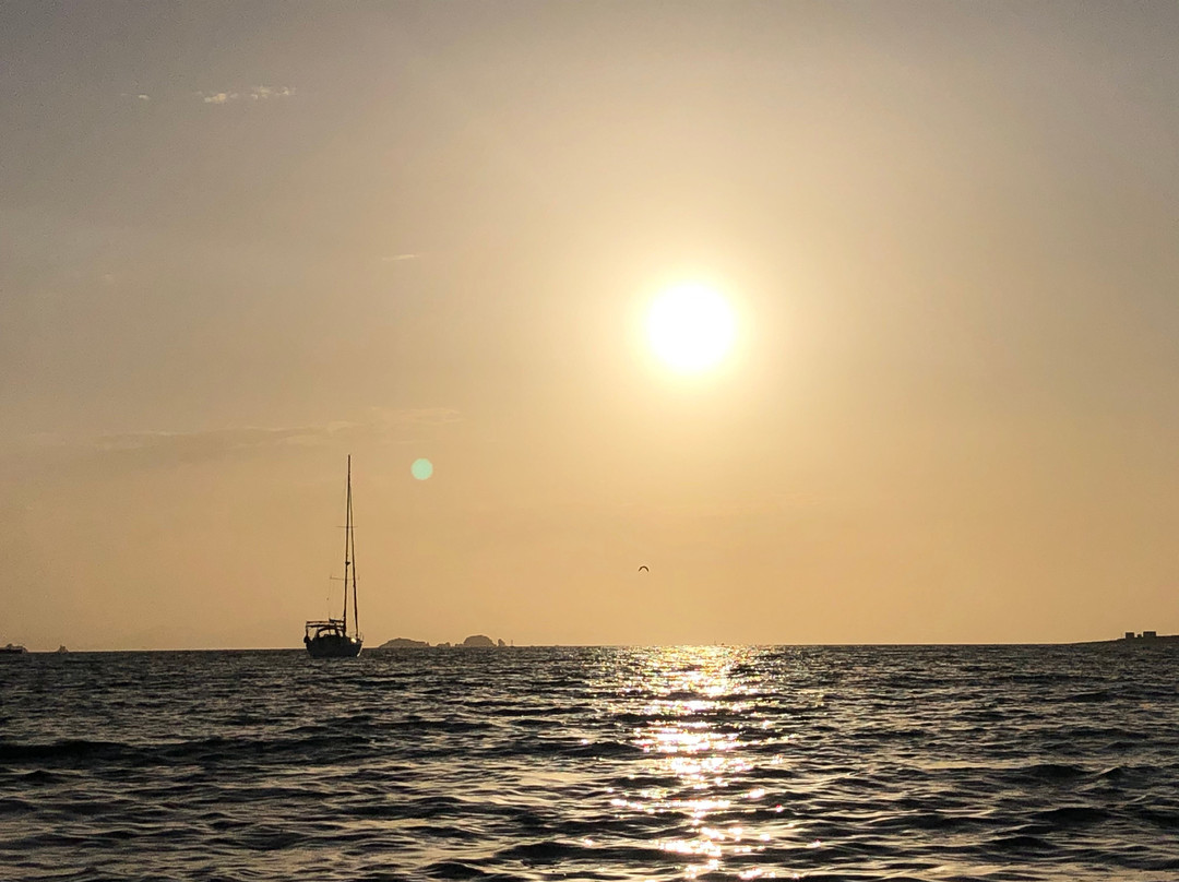 Livadia Beach-帕罗奇亚必去景点