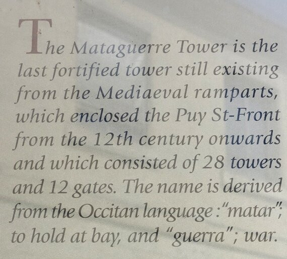 Tour Mataguerre景点图片